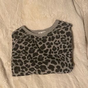 Cheeta print crew neck